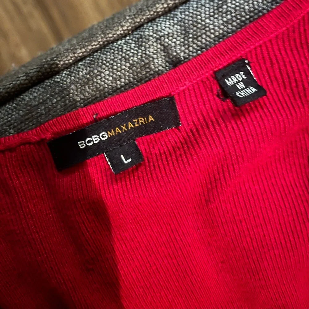 Red Sweater ❤️ - Picture 7 of 7